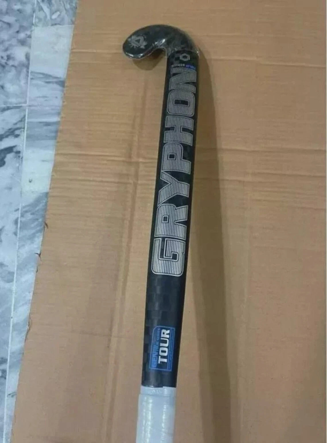 Gryphon Tour Samurai GXXII Field Hockey Stick 2022/23 With Free Grip