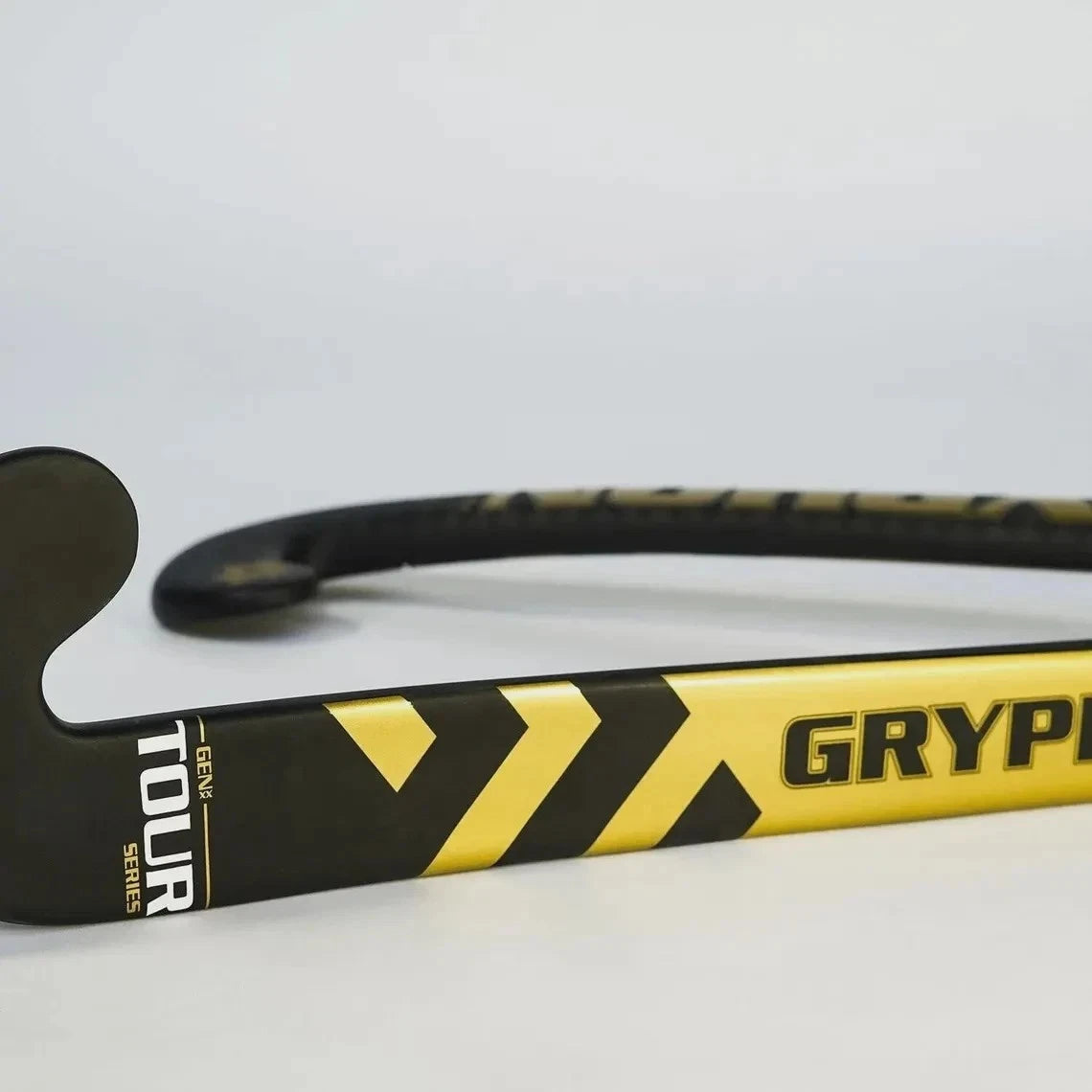 Gryphon Tour Samurai GXX 2020 Composite Field Hockey Stick With Free Grip